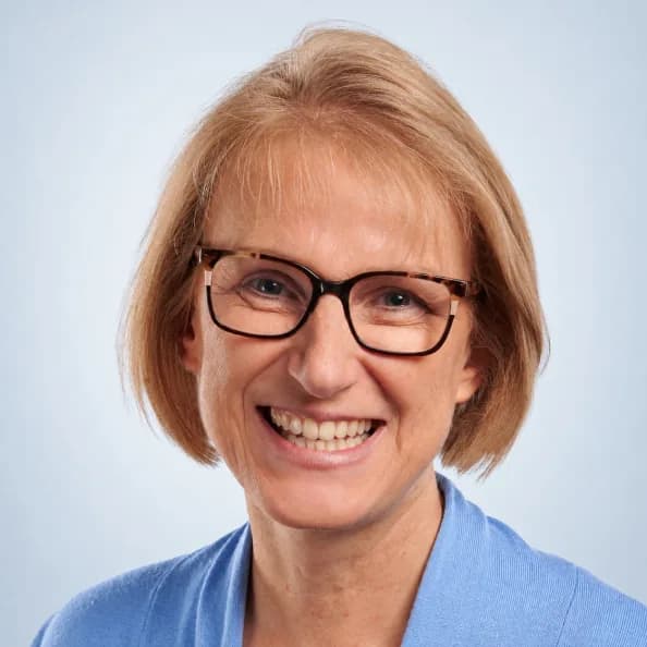 Portrait of Beth Stevenson